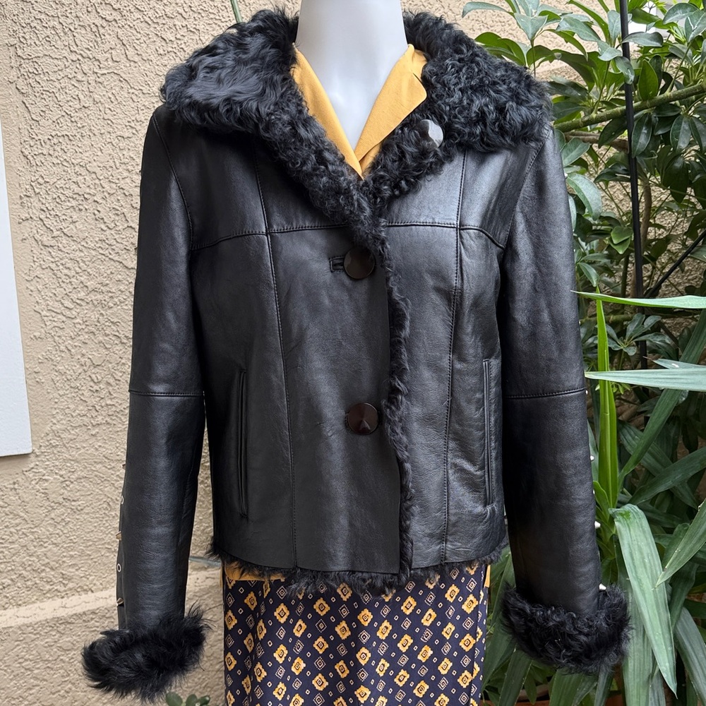 Vintage Women's Black Shearling Jacket